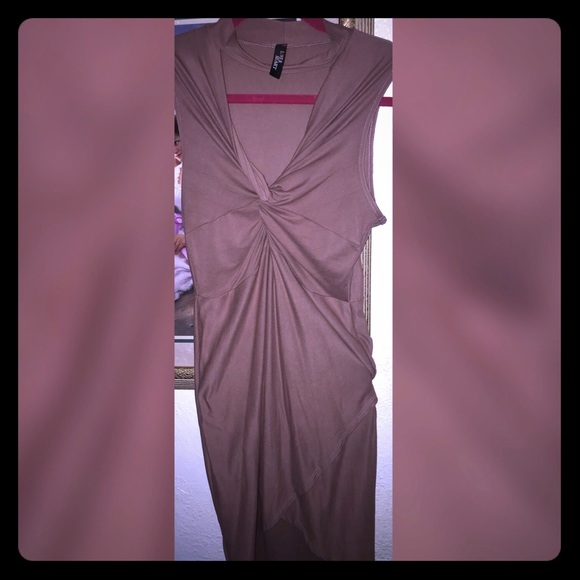 Very nice party dress. - Picture 1 of 2